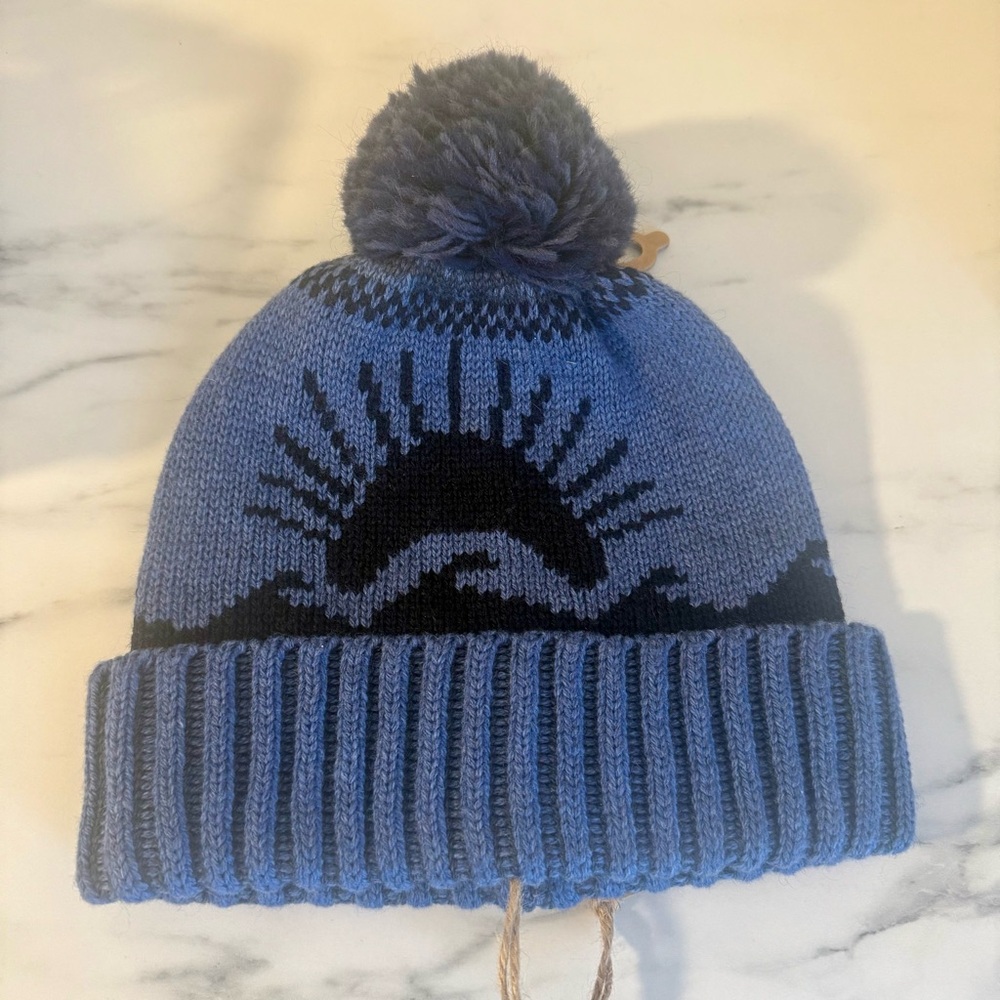 NWT Faherty Sun & Wave Novelty Pom Beanie, One Size - Picture 4 of 4